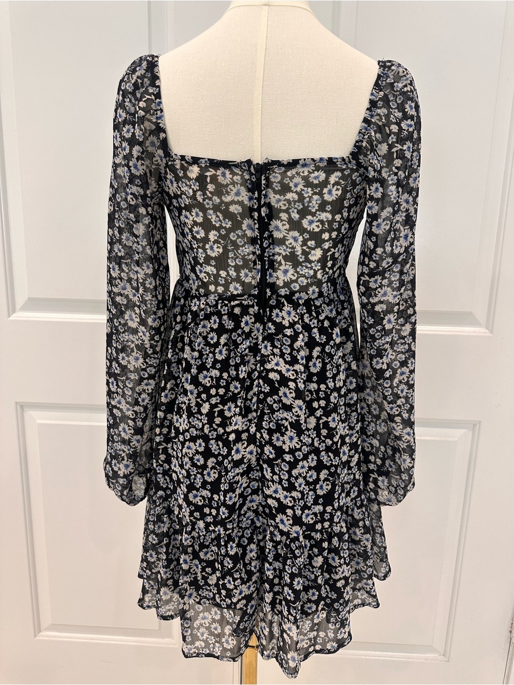 Altar’d State Babydoll Dress XS. Cottagecore w/ Blue & White Daisies Y2K inspo